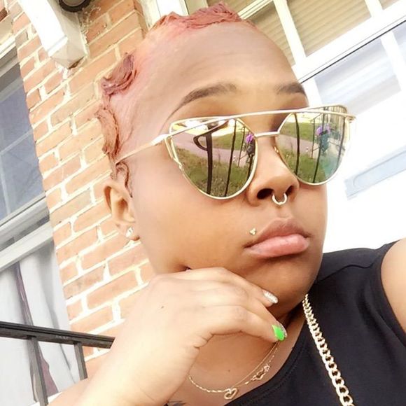 Meet your Posher, Shi shi - Picture 1 of 1